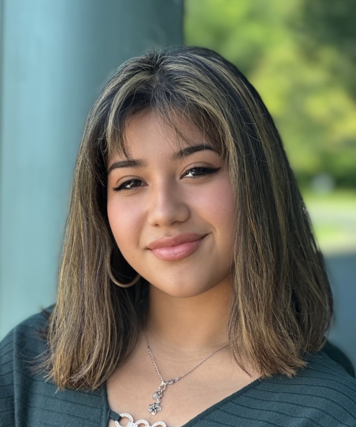 Nicole  Calderon Photo